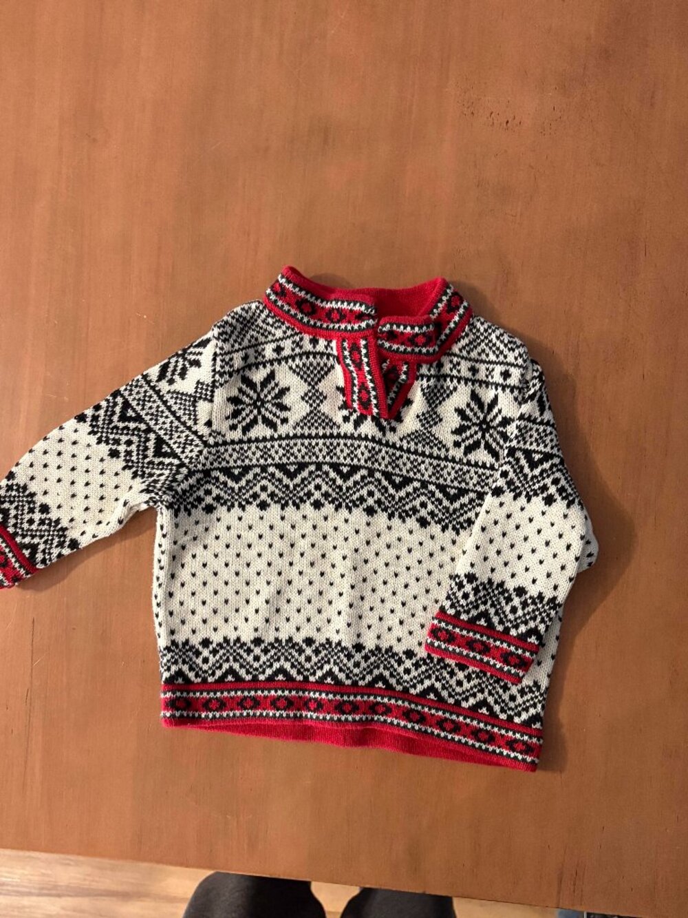 EUC L.L. Bean Nordic Cotton Kingfield Sweater, size 6-12 months